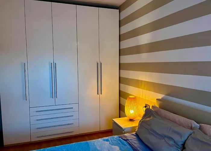 Bilocale Nuovo In Centro 4 Posti Letto شقة