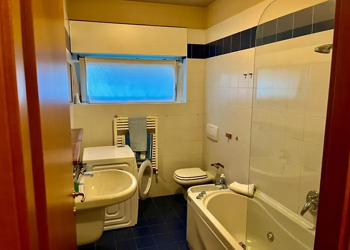 Bilocale Nuovo In Centro 4 Posti Letto