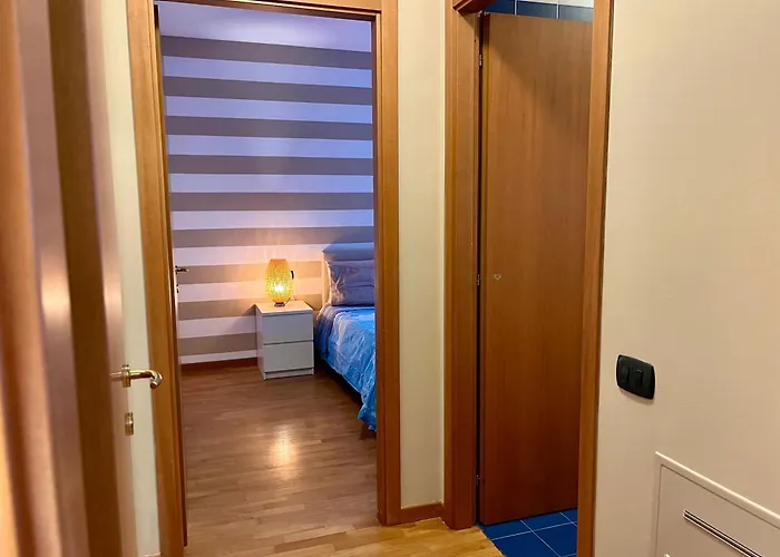 Bilocale Nuovo In Centro 4 Posti Letto 아파트 *