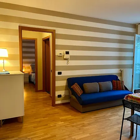 Apartamento Bilocale Nuovo In Centro 4 Posti Letto *